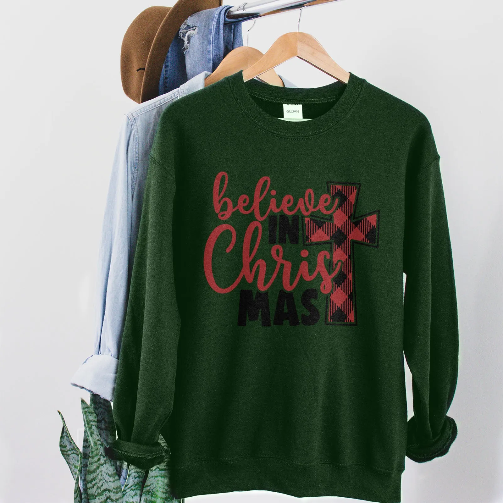 Believe in Christ Mas Sweatshirt