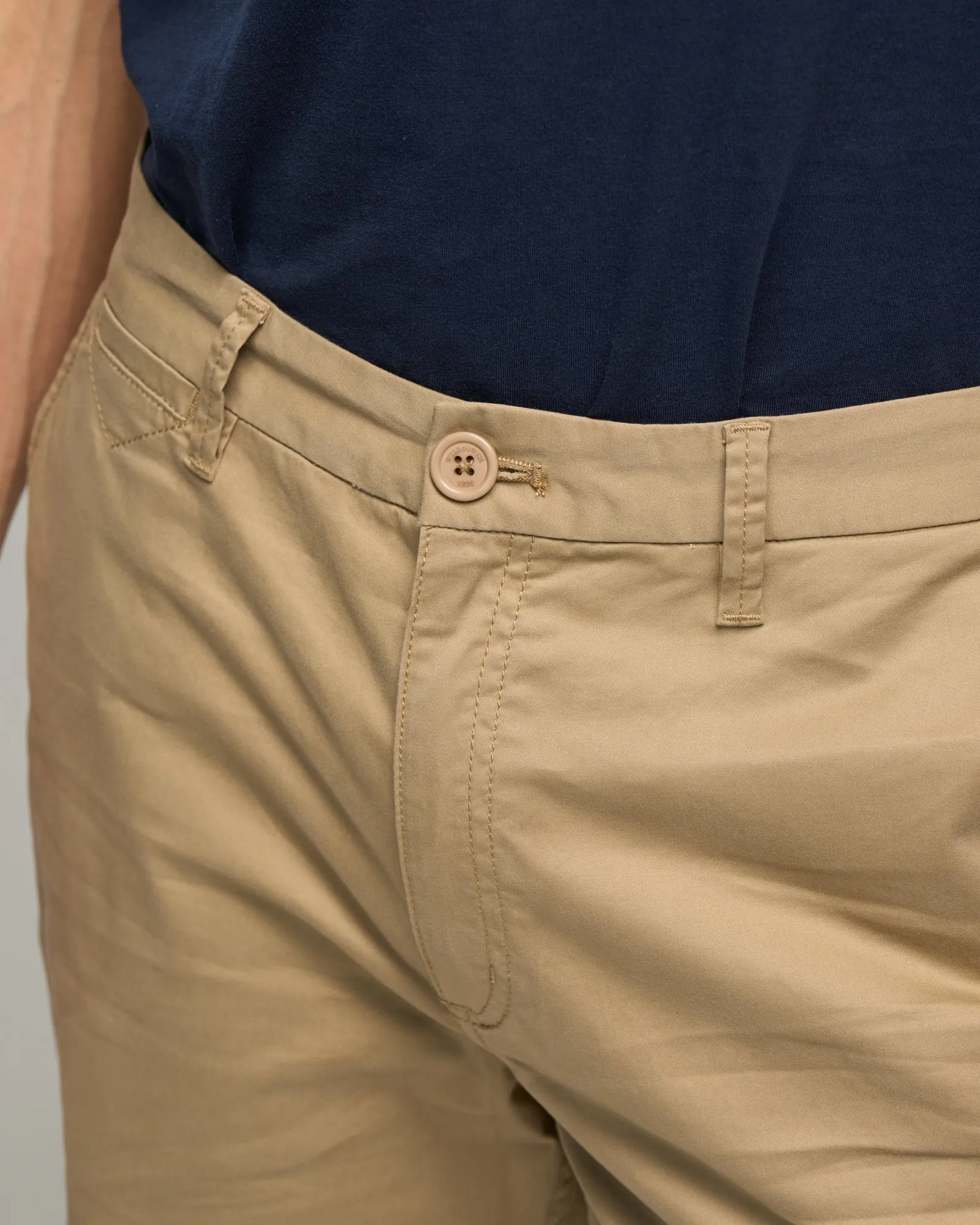 COTTON STRETCH CHINO SHORT