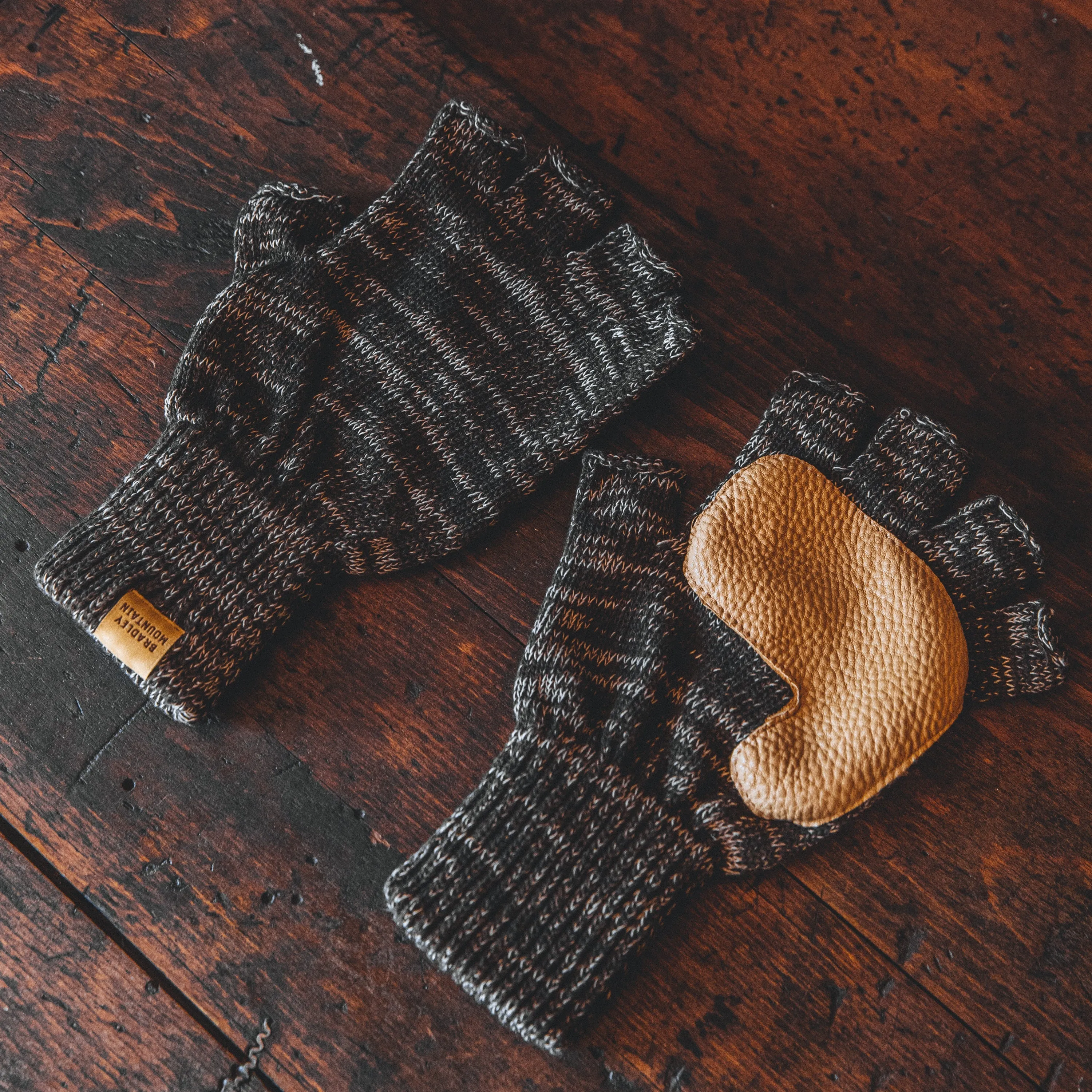 Fingerless Gloves - Desert & Natural Deerskin