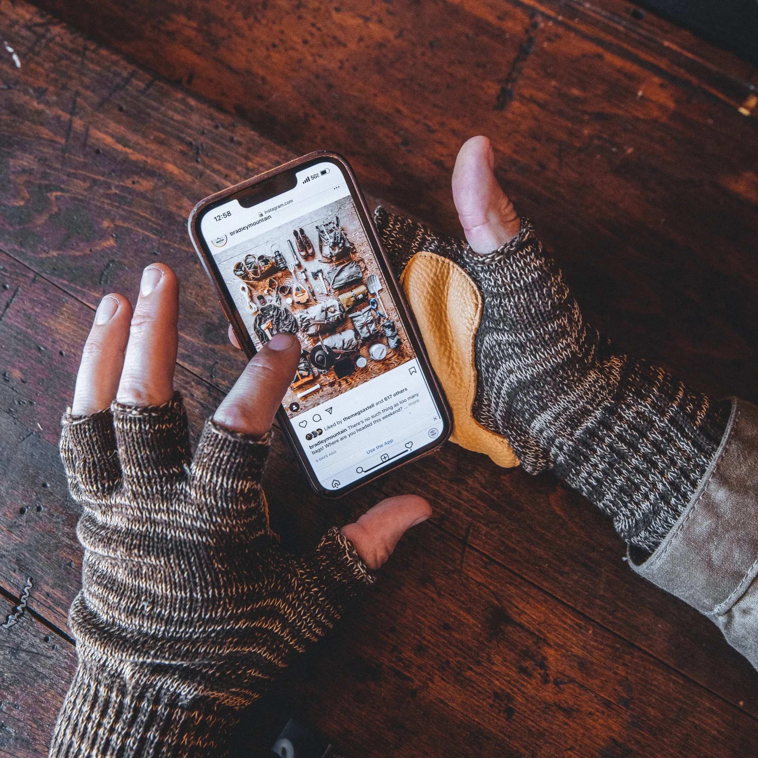 Fingerless Gloves - Desert & Natural Deerskin