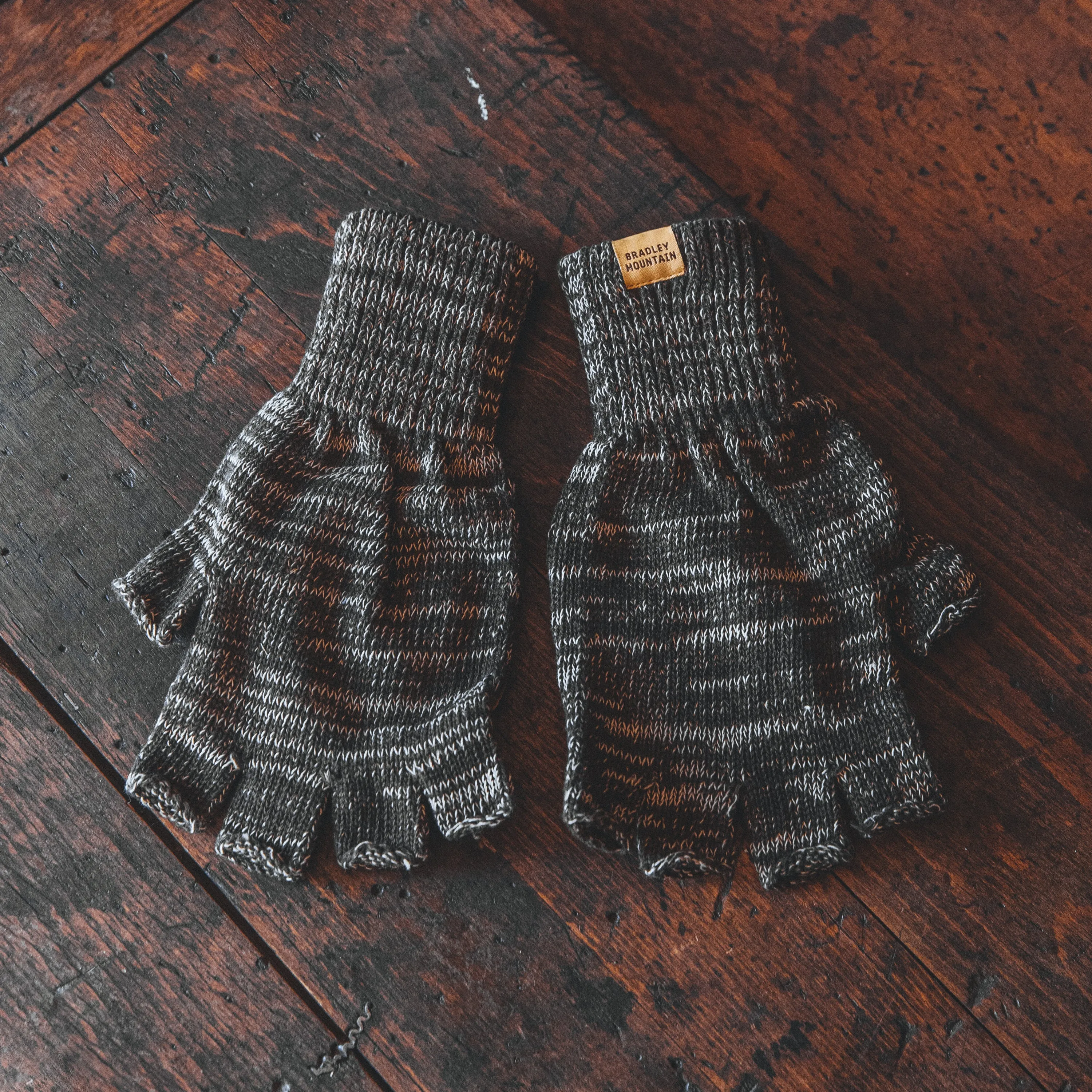 Fingerless Gloves - Desert & Natural Deerskin