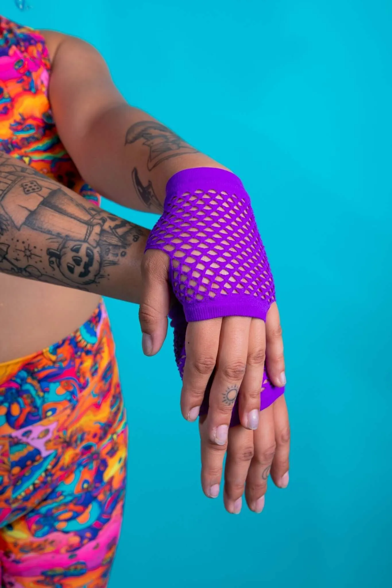 Fishnet Gloves - Purple