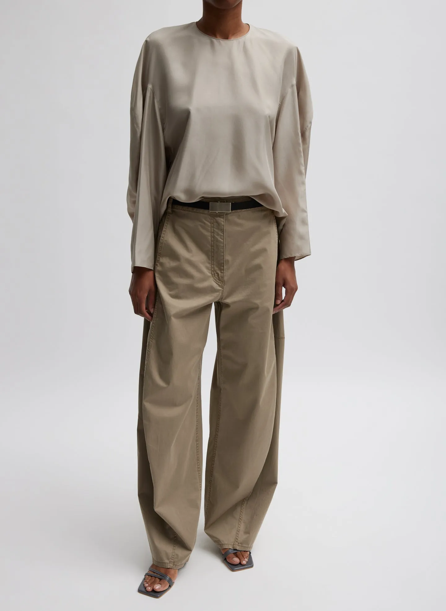 Garment Dyed Silky Cotton Sid Chino Pant